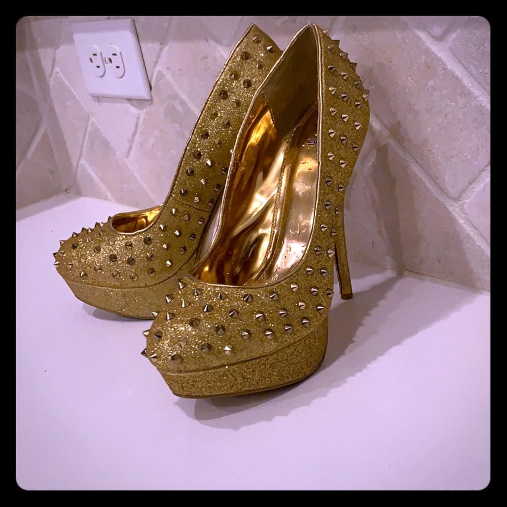 Gold glitter spiked heels by sheikh